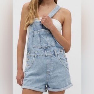Stradivarius Distressed Denim Short Overalls Light Wash Dungarees Size S